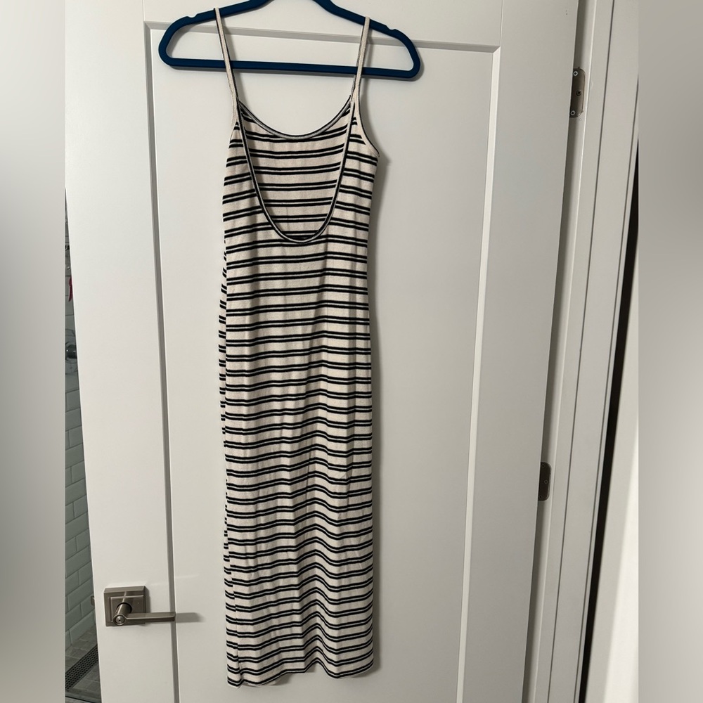 Like new! Zara striped open back maxi dress